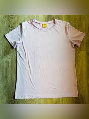Daisy Lavender Super Comfy & Stretchy Short Sleeve Crewneck Casual or Lounge Top